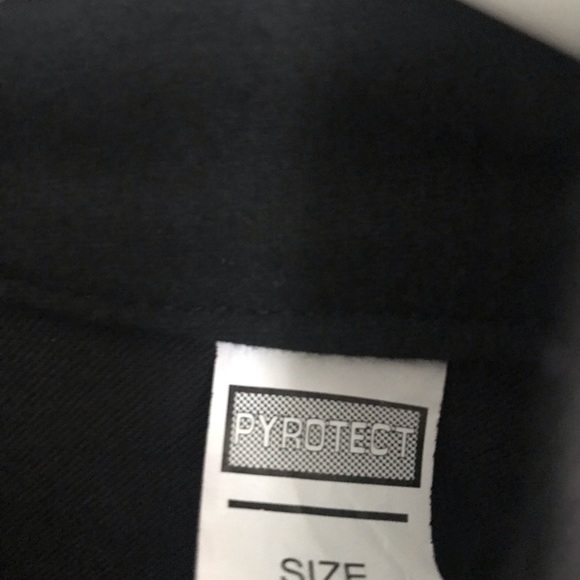 Pyrotech Racing Suit - Picture 3 of 4